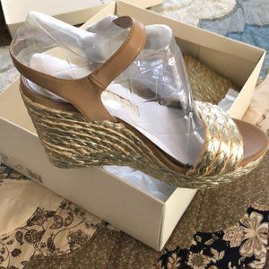 Ann Klein Gold Espadrille Wedges Never worn size 9